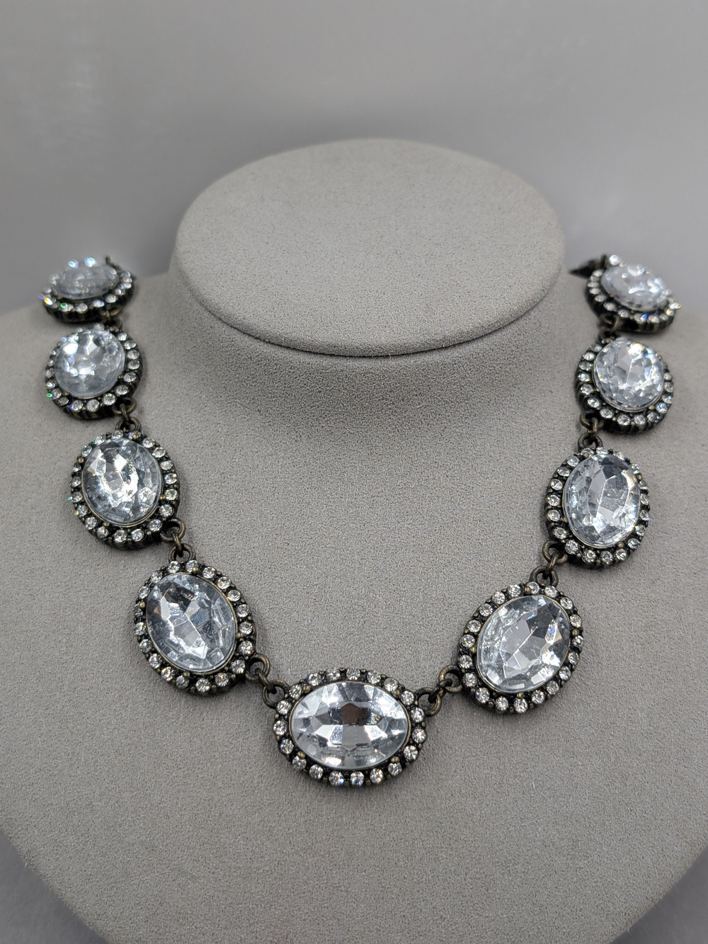 Clear Crystal Rhinestone Halo Statement Necklace Vintage Glam | 0843